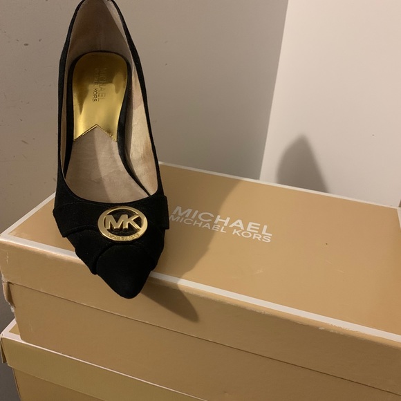 Micheal Kors high heel - Picture 2 of 5